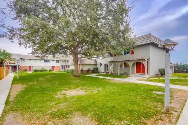 MLS: RS25127882 Condo For Sale