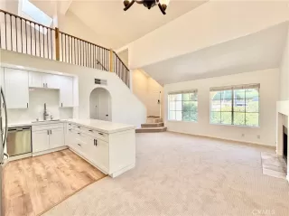 Photo #1: RS25140060 Listing