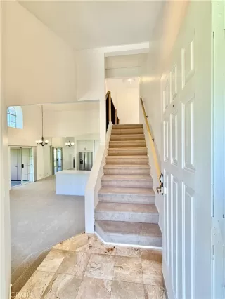 Photo #5: RS25140060 Listing