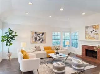 Photo #4: RS25144879 Listing 