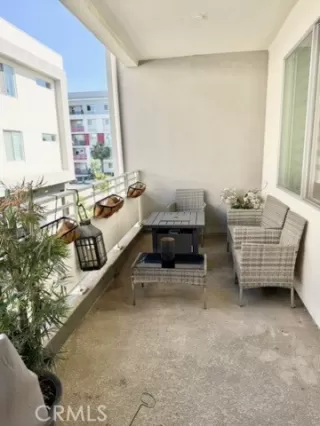 Photo #4: RS25145762 Listing