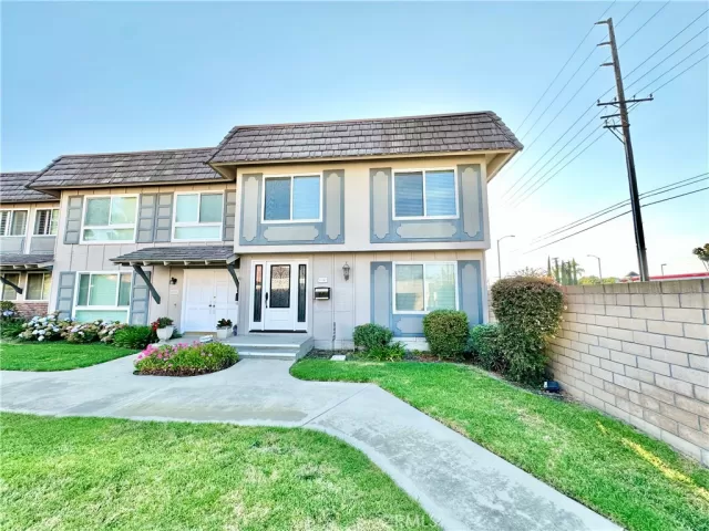 MLS: RS25150405 Condo For Sale