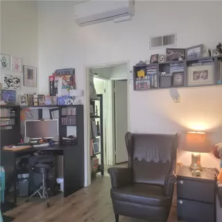 Photo #2: RS25168003 Listing 