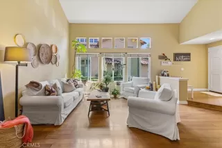 Photo #4: RS25224352 Listing 