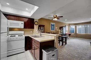 Photo #6: RS25237122 Listing 