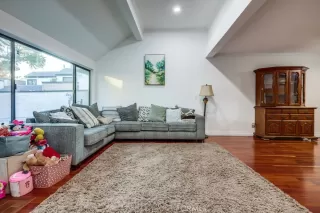 Photo #3: RS25256136 Listing 