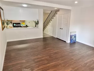 Photo #3: RS25260336 Listing 