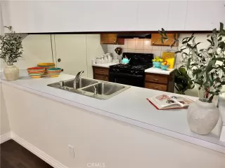 Photo #4: RS25260336 Listing 