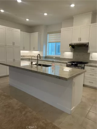 Photo #5: RS25261601 Listing 