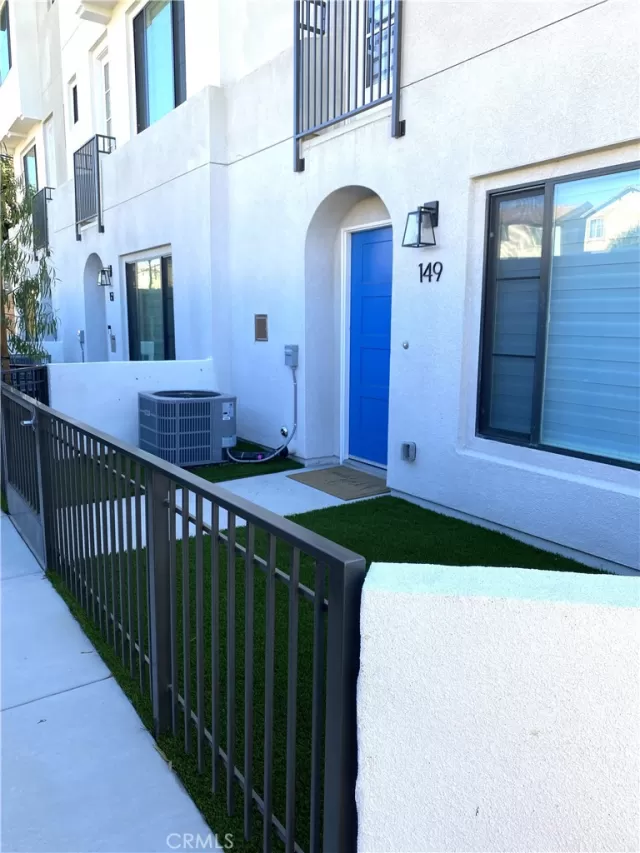 MLS: RS25265299 Condo For Sale