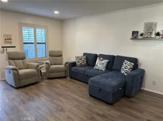 Photo #3: RS25267384 Listing 