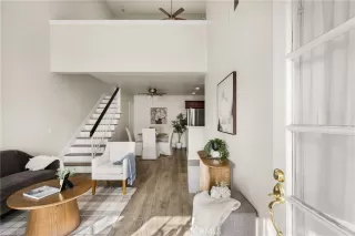 Photo #2: RS25269040 Listing 