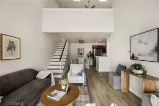 Photo #5: RS25269040 Listing 