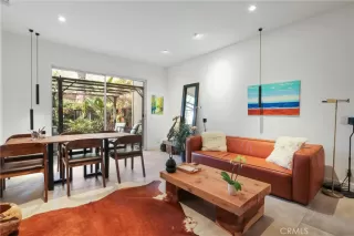 Photo #3: RS25272845 Listing