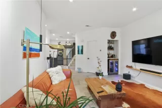 Photo #4: RS25272845 Listing