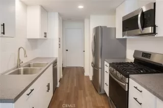 Photo #4: RS26003266 Listing 