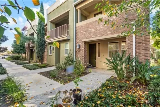 Photo #2: RS26003298 Listing 