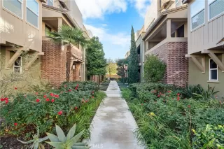 Photo #6: RS26003298 Listing 