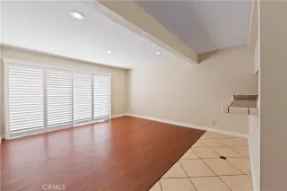 Photo #1: RS26023197 Listing