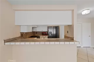 Photo #5: RS26023197 Listing