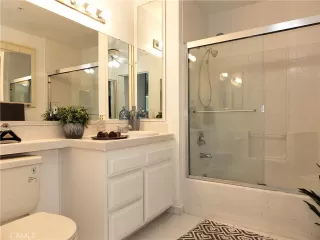 Photo #2: RS26028686 Listing 