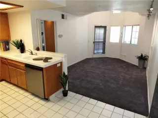 Photo #6: RS26028686 Listing 