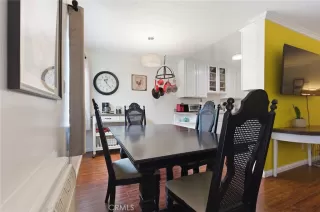 Photo #6: RS26031170 Listing 