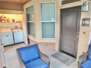 Photo #3: RS26035998 Listing