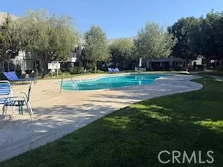 Photo #6: RS26037259 Listing