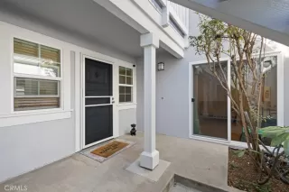 Photo #3: RS26045750 Listing