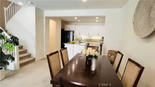 Photo #4: RS26050994 Listing 