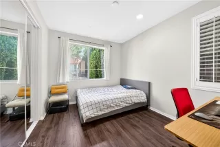 Photo #2: RS26064652 Listing