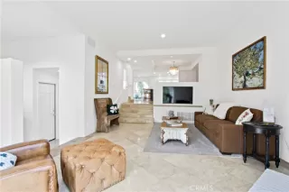 Photo #4: RS26071460 Listing 