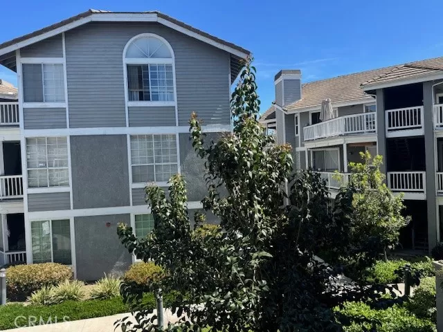 MLS: RS26081673 Condo For Sale