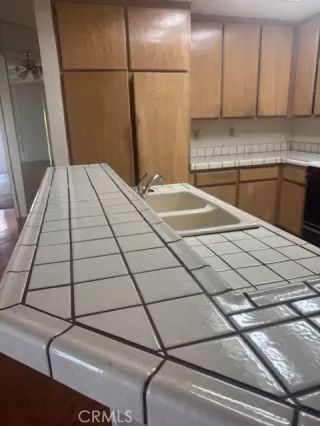 Photo #6: RS26081673 Listing 