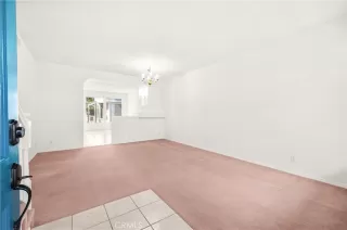 Photo #6: RS26083663 Listing 