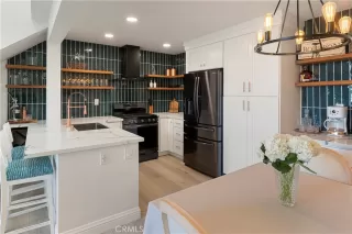 Photo #5: RS26092731 Listing 