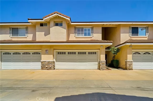 MLS: RS26107035 Condo For Sale