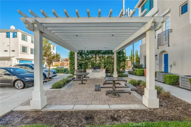 MLS: RS26109413 Condo For Sale
