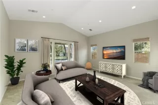 Photo #4: RW23222786 Listing 