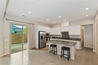 Photo #6: RW23222786 Listing 