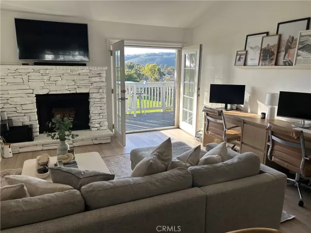 MLS: RW24008781 Condo For Sale