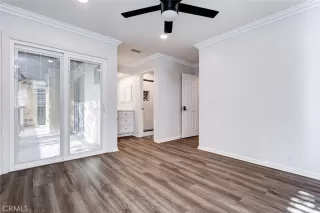 Photo #4: SB22257184 Listing 