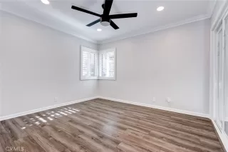 Photo #5: SB22257184 Listing 