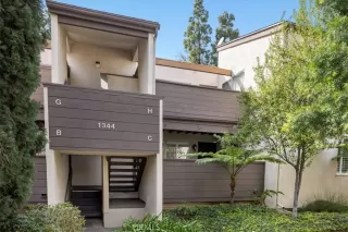 Photo #2: SB23021184 Listing 