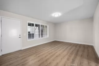 Photo #6: SB23021184 Listing 