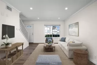 Photo #5: SB23038164 Listing 