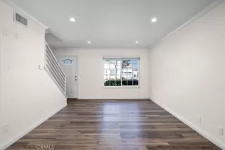 Photo #6: SB23038164 Listing 