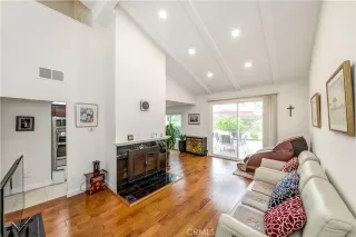 Photo #3: SB23045669 Listing