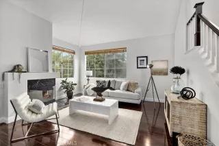 Photo #1: SB23083266 Listing 